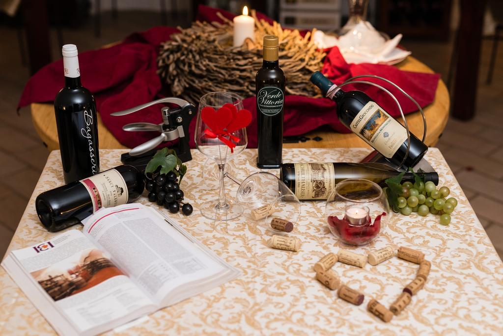 Villa Nicolli Romantic Spa Resort - Adults Only リーヴァ・デル・ガルダ エクステリア 写真